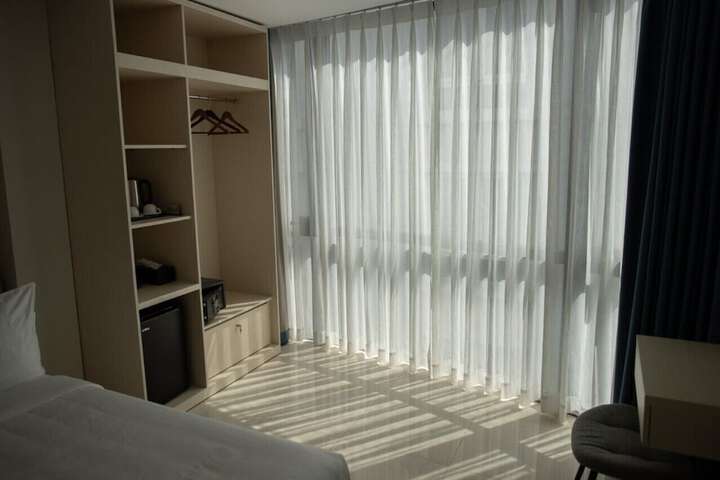 Room 18 of 24