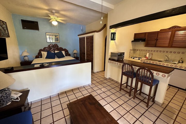 Vallarta Sun Suites