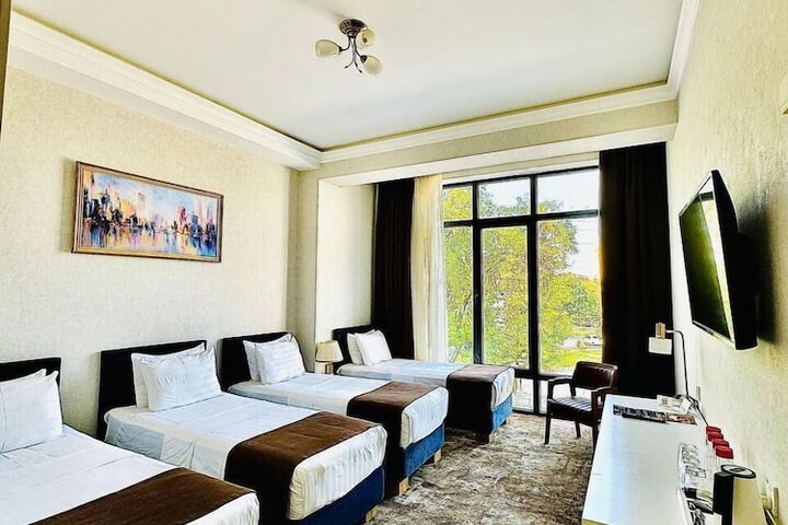 Room 45 of 93