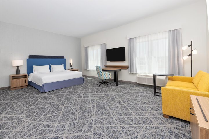 Room 14 of 37
