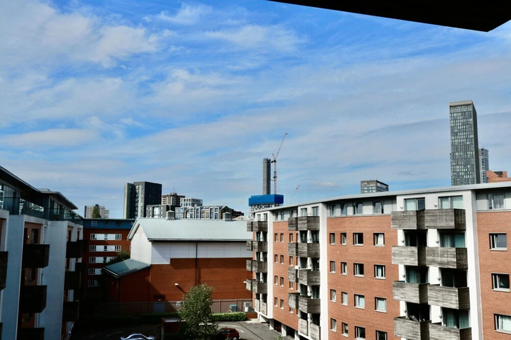 SKL Lux Two Bed With Free Parking / wifi