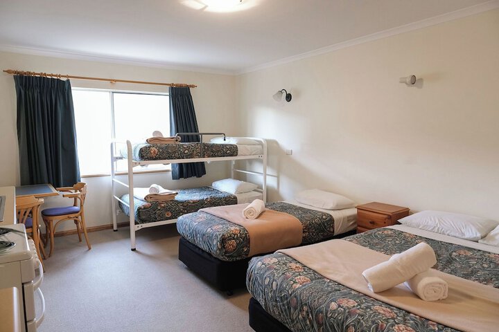 Room 28 of 47