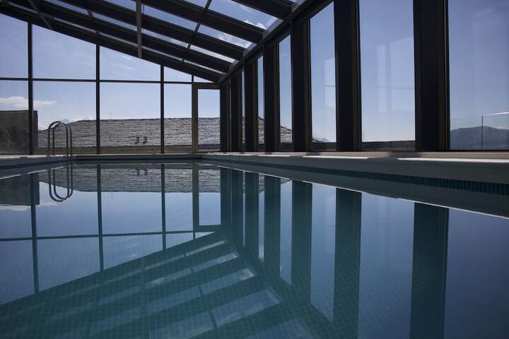 Pool Hotel