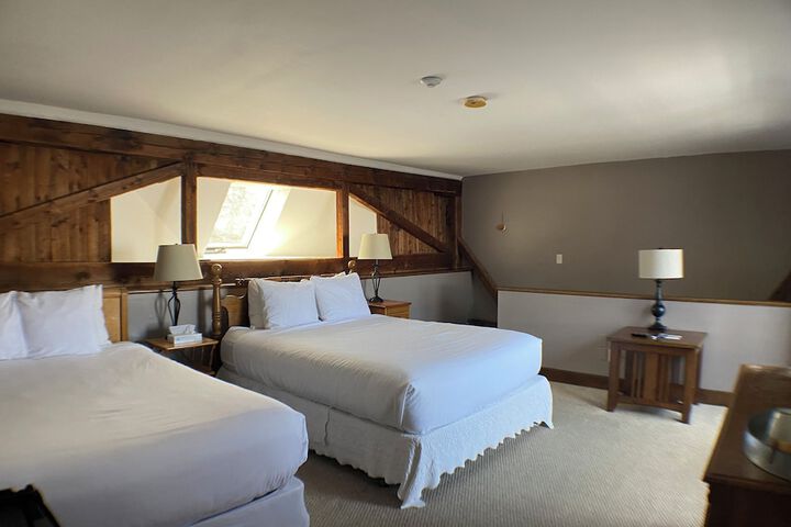 1 Queen Bed (71 of 80)