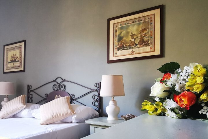 Room 15 of 123