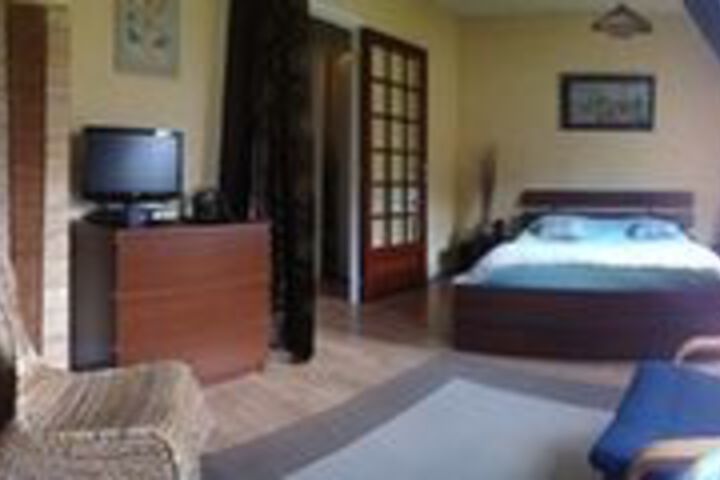 Room 50 of 85