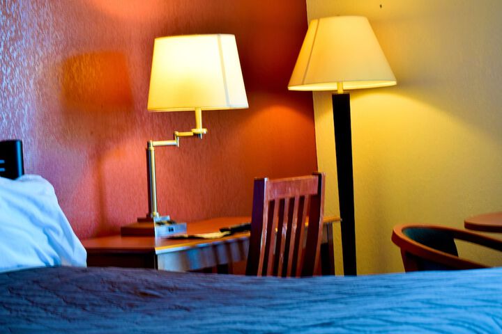 1 King Bed (11 of 11)