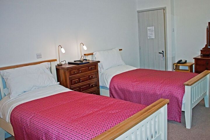 Room 3 of 31