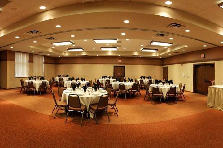 Banquet hall