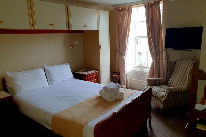 Room 26 of 59