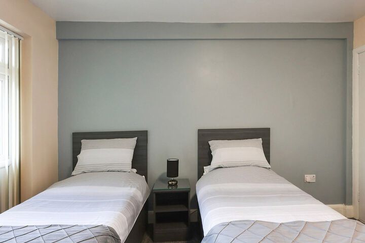 Room 3 of 13