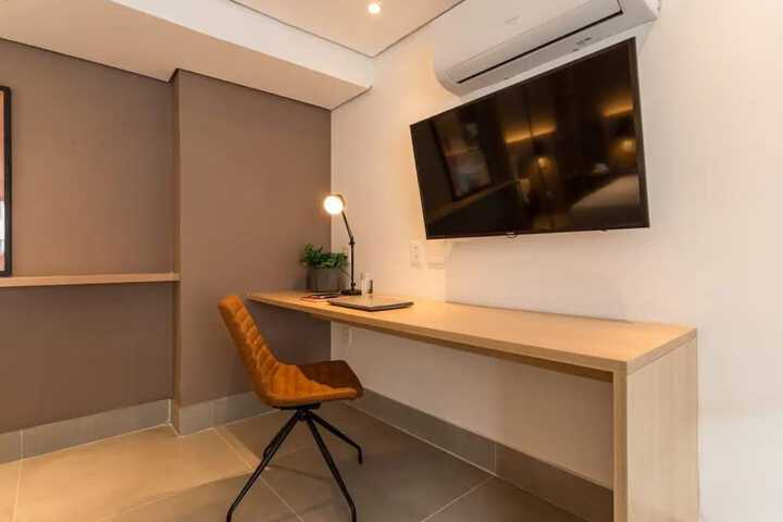 Room 35 of 156
