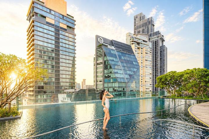 Exterior of Grande Centre Point Sukhumvit 55