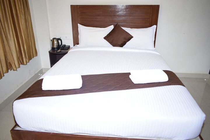 Room 18 of 29