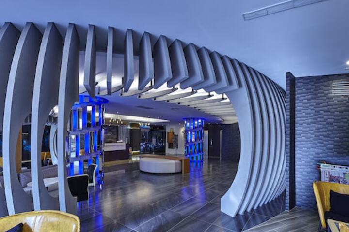 Hotel Lobby