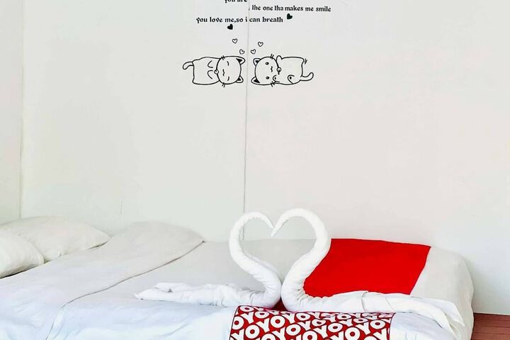 Room 17 of 46