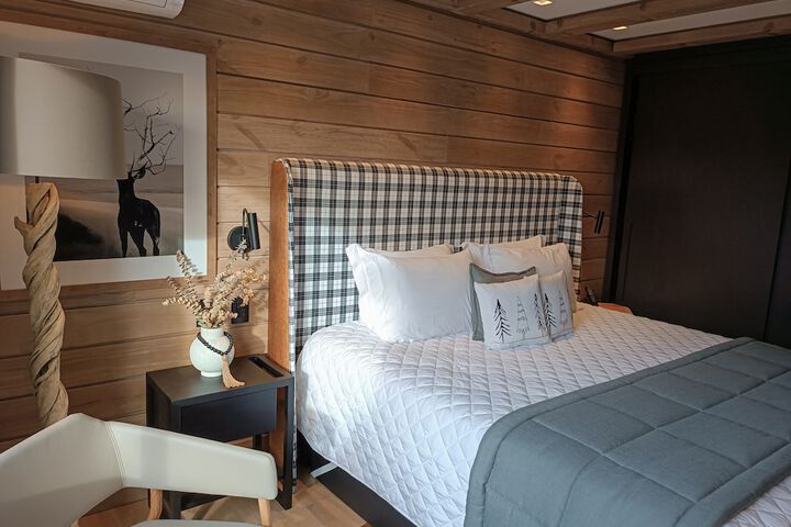 Room 54 of 171