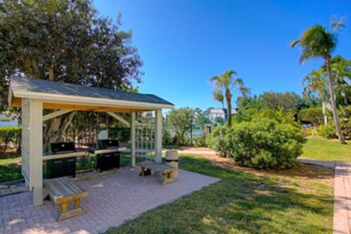 Property Grounds 20 of 24