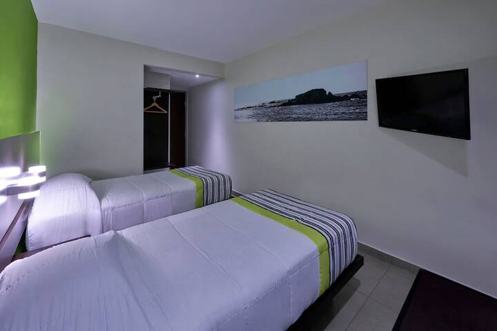Room 8 of 50