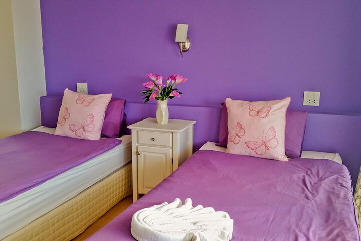 Room 18 of 54