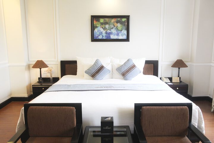 Room 7 of 151