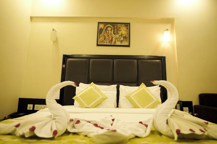 Room 40 of 84