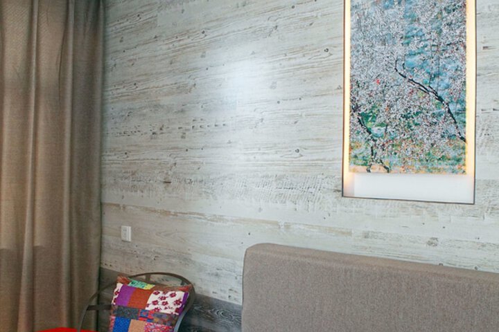 Room 12 of 52