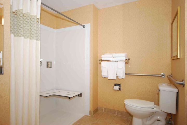 Room 46 of 115