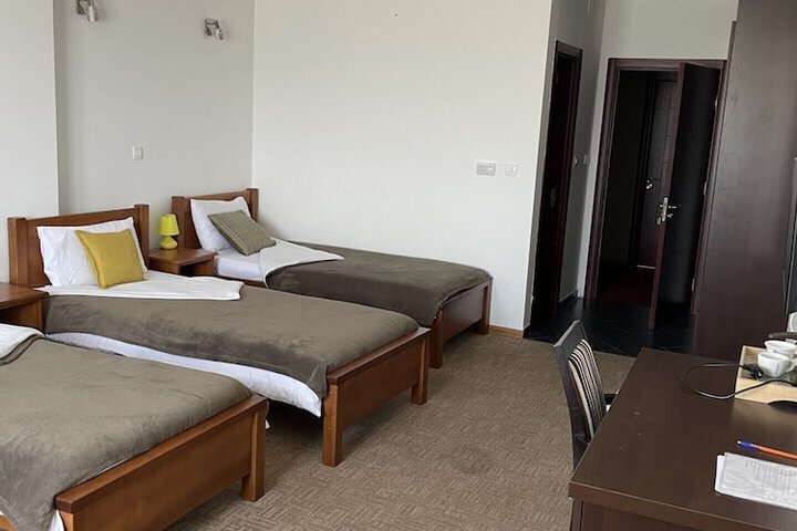 Room 17 of 30