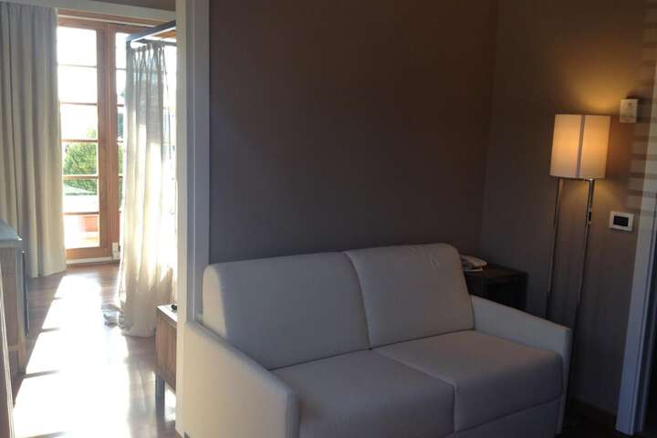 Room 21 of 52