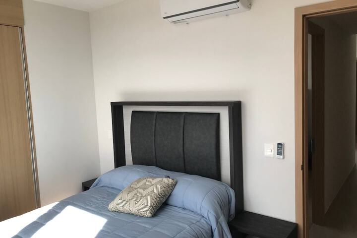 Room 3 of 57