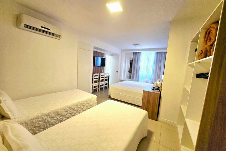 Room 35 of 111