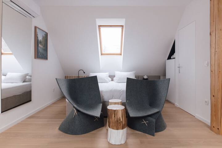 Room 28 of 57
