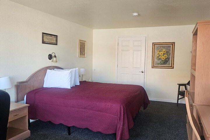 Room 18 of 41