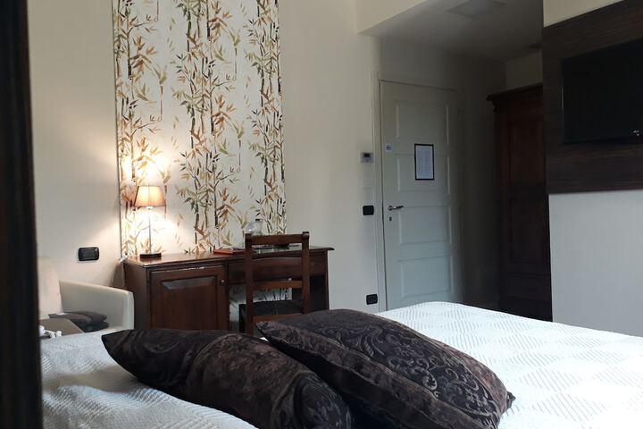 Room 8 of 57