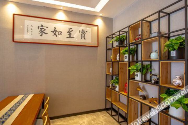 Hotel Interior 6 of 15