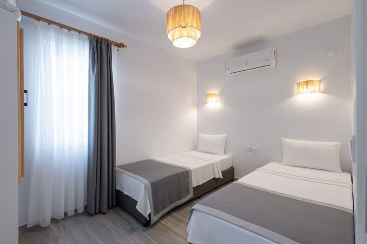 Room 20 of 111