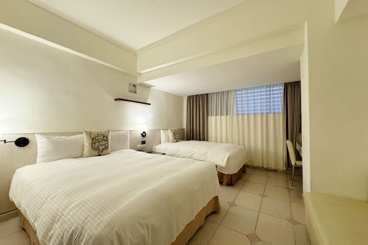 Room 30 of 62