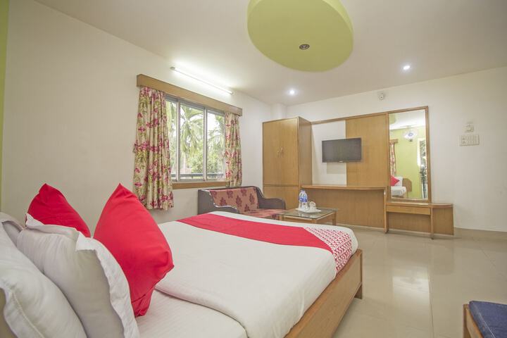 Room 16 of 16