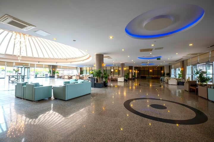 Hotel Interior 8 of 172