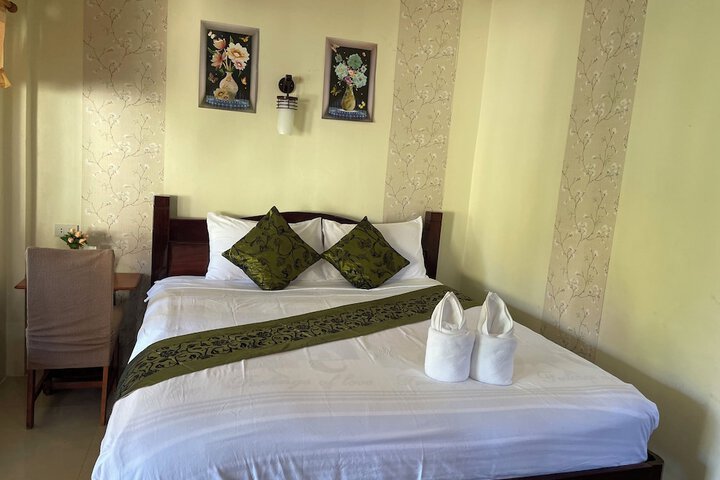 Room 13 of 73