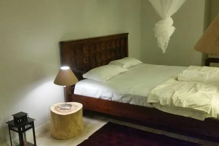 Room 2 of 13
