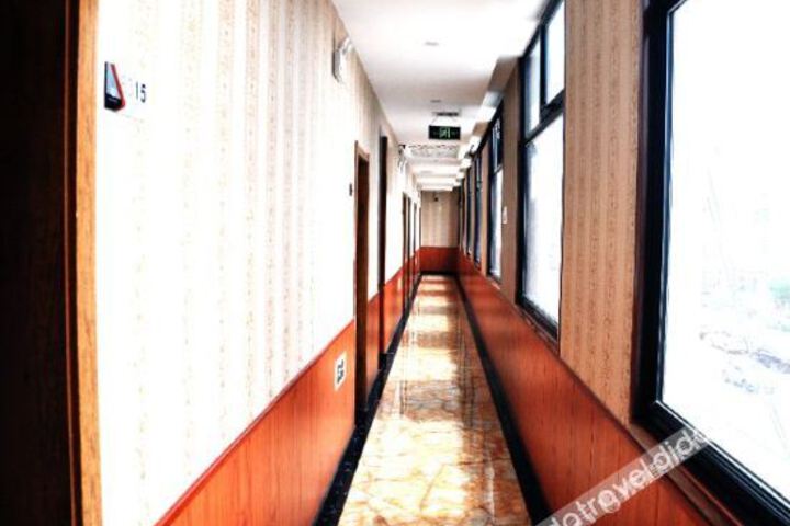 Hotel Interior 5 of 8