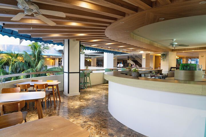 Guest Lobby