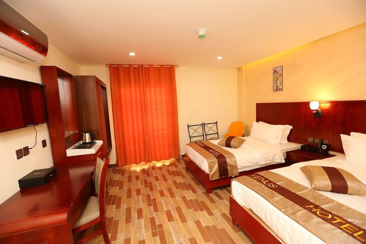 Room 12 of 45