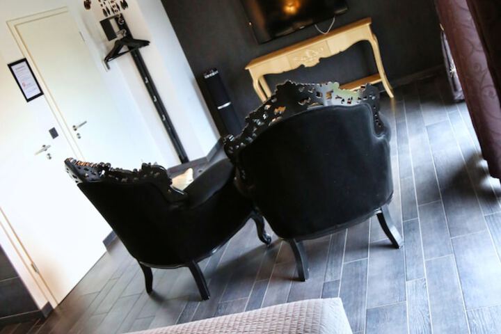 Room 46 of 161