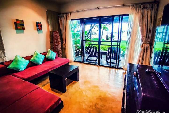 Room 2 of 43