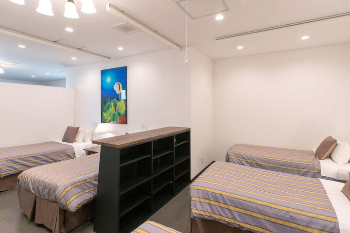 Room 19 of 39