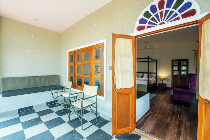 Room 53 of 175