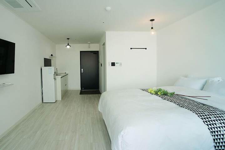 Room 25 of 71